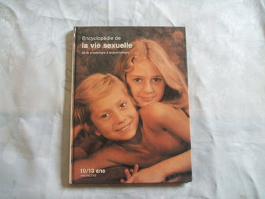 VIE SEXUELLE 10/13 ANS [Paperback] [Jan 01, 1982] COLLECTIF