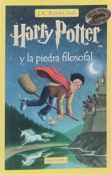 Couverture de Harry Potter y la piedra filosofal / Harry Potter and the Sorcerer's Stone par J.K. Rowling