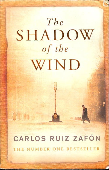Couverture de The Shadow of the Wind: The Cemetery of Forgotten Books 1