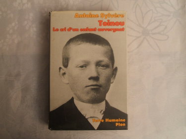 Couverture de Toinou - Le cri d'un enfant auvergnat. Pays d'Ambert