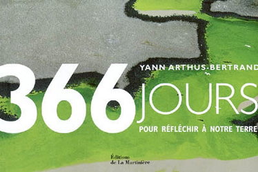 Couverture de 366 jours pour réfléchir à notre Terre