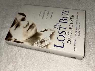 Couverture de The Lost Boy: A Foster Child's Search for the Love of a Family