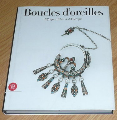 Couverture de Boucles d'oreilles ethniques : Afrique, Asie, Amérique
