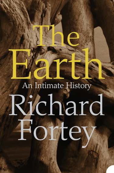 Couverture de The Earth: An Intimate History