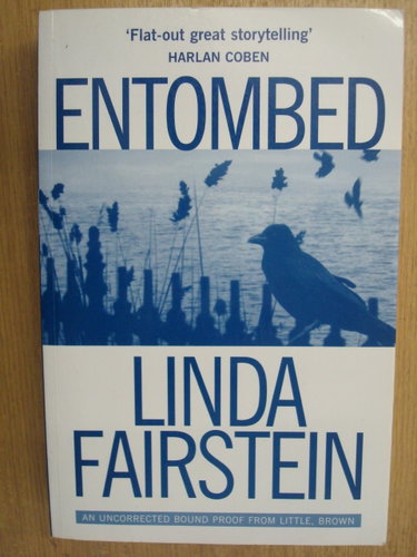 Couverture de Entombed