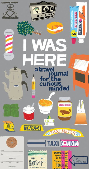 Couverture de I Was Here: A Travel Journal for the Curious Minded (Travel Journal for Women and Men, Travel Journal for Kids, Travel Journal with Prompts)