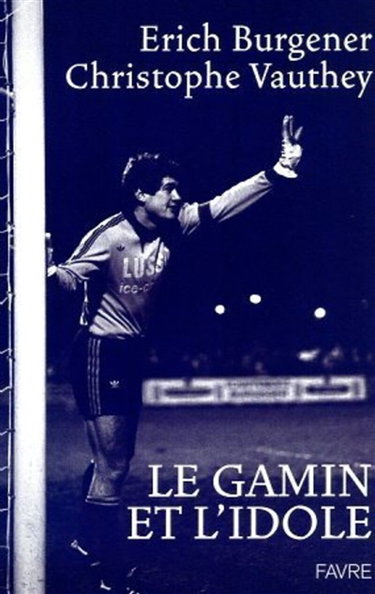 Couverture de Le gamin et l'idole