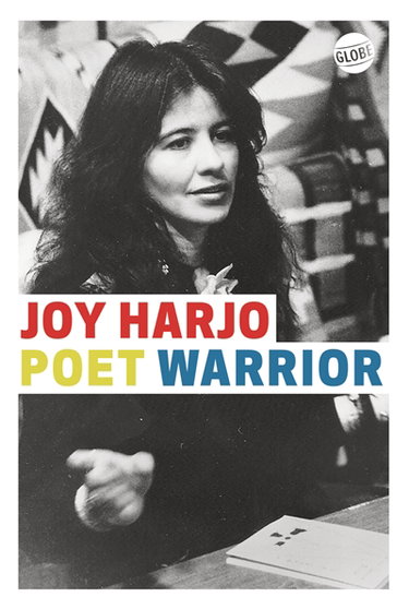 Couverture de Poet warrior par Joy Harjo