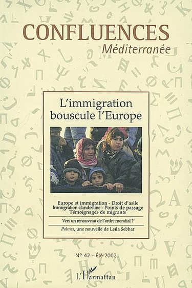 Couverture de Confluences Méditerranée, n° 42. L'immigration bouscule l'Europe par Jean-Christophe Ploquin