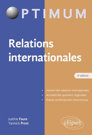 Couverture de Relations internationales : histoire, questions régionales, enjeux