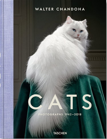 Couverture de Cats : photographs 1942-2018