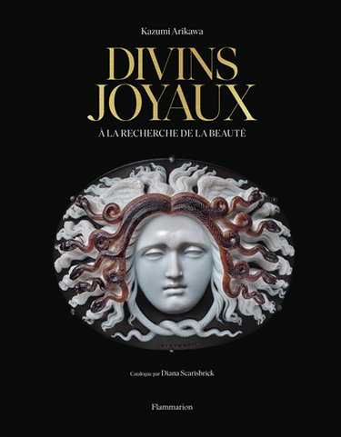 Couverture de Divins joyaux : à la recherche de la beauté