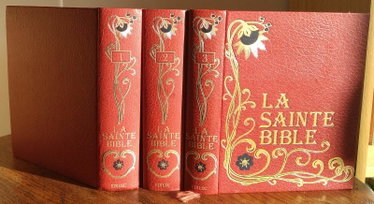Couverture de La Sainte Bible, ouvrage superbement illustré couleurs