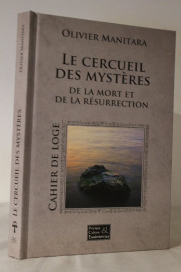 Couverture de le cercueil des mystères de la mort et de la résurrection