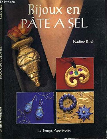 Bijoux en pâte à sel