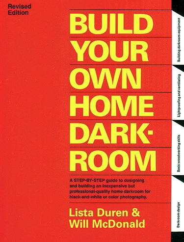 Couverture de Build Your Own Home Darkroom