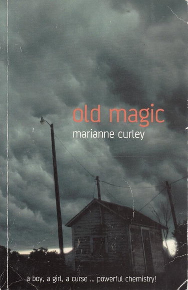 Couverture de Old Magic
