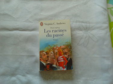 Fleurs Captives Volume 4 : Les Racines Du Passe
