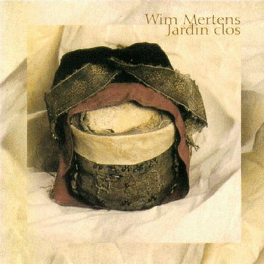 Couverture de jardin clos cd uk issue pressed in austria les disques du crepuscule 1996 8 track (twi1020)