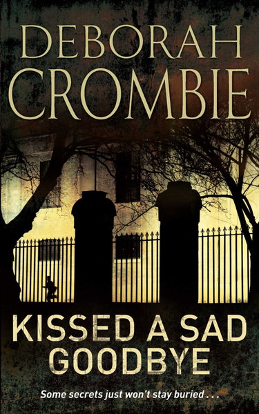 Couverture de Kissed a Sad Goodbye
