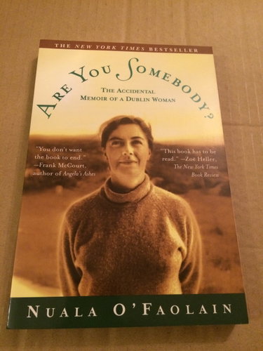 Couverture de Are You Somebody?: The Accidental Memoir of a Dublin Woman
