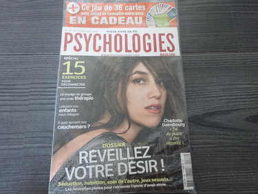 Couverture de PSYCHOLOGIES MAGAZINE N°287 !! "DOSSIER : REVEILLEZ VOTRE DESIR !" EN CADEAU : TON JEU DE 36 CARTES POUR MIEUX SE CONNAITRE ENTRE AMIS par Divers