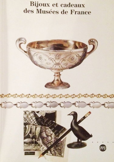 Couverture de Bijoux et cadeaux des musees de France. Bon etat.