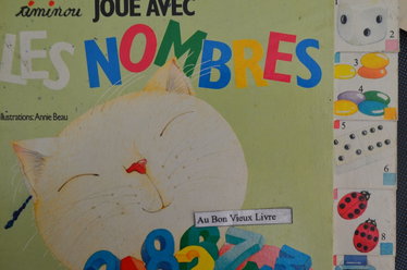 Couverture de Timinou joue avec les nombres