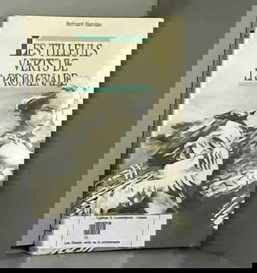 Les tilleuls verts de la promenade