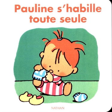 Pauline s'habille toute seule
