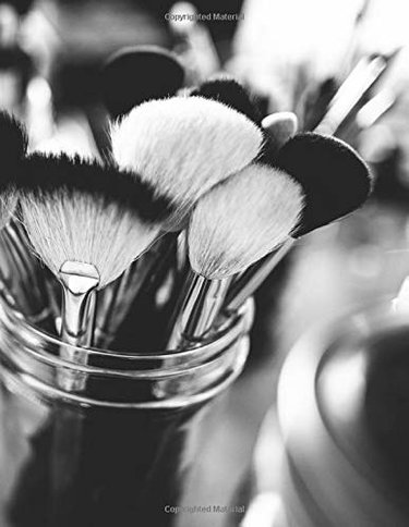 Couverture de Makeup Artists Face Charts: Blank Makeup Face Charts Journal - Professional Makeup Artists Fact Charts Library - Makeup Woman Face Charts Practice ... Primp Makeup For Woman Cosmetics Practice