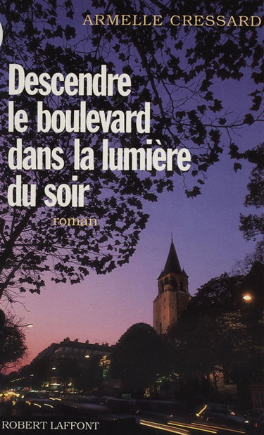 Descendre le boulevard dans la lumière du soir