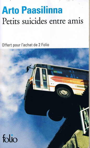 Couverture de PETITS SUICIDES ENTRE AMIS par Arto Paasilinna