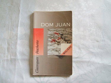 Couverture de Dom Juan ou le Festin de pierre (Univers des lettres Bordas)