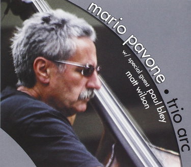 Couverture de Trio Arc par Mario Pavone