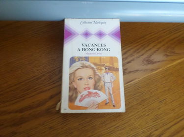 Vacances à Hong-Kong (Collection Harlequin)