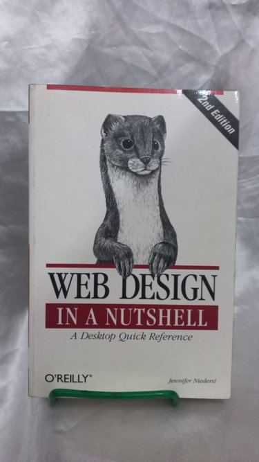 Couverture de Web Design in a Nutshell: A Desktop Quick Reference par Jennifer Niederst