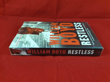 Couverture de Restless par William Boyd