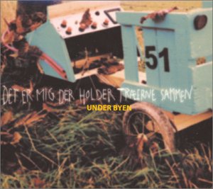 Couverture de Delt Er Mig Der Holder Traerne Sammen