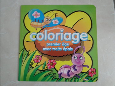 Couverture de Coloriage premier âge avec trait épais (fond vert)