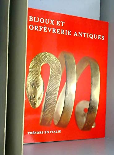 Couverture de Bijoux et orfèvrerie antiques. Trésors en Italie