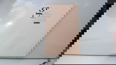 L'Autruche aux yeux clos