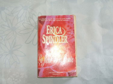 LA FLEUR DE LA HONTE