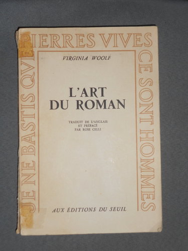 Couverture de Virginia Woolf. L'Art du roman : . Traduit et préface par Rose Celli