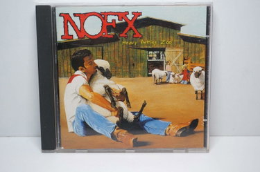Couverture de Heavy Petting Zoo