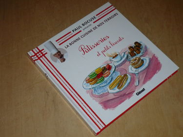 COLLECTION PAUL BOCUSE PRESENTE / LA BONNE CUISINE DE NOS TERROIRS VOL.30 / PATISSERIES ET PETITS BISCUITS