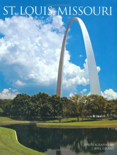 Couverture de St. Louis, Missouri: A Photographic Portrait