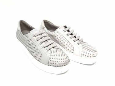 Portrait de groupe avec dame