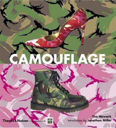 Couverture de Camouflage (Hardback)