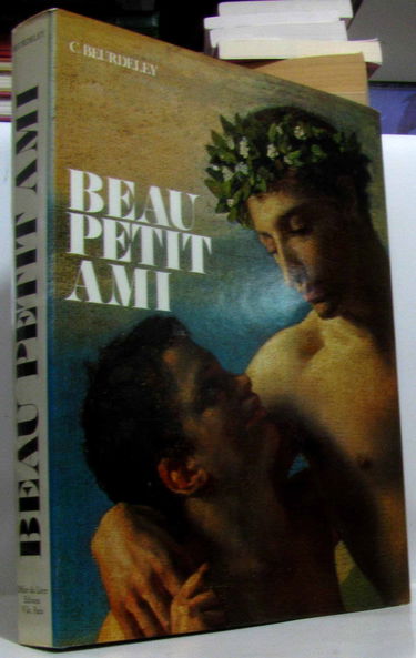Beau petit ami